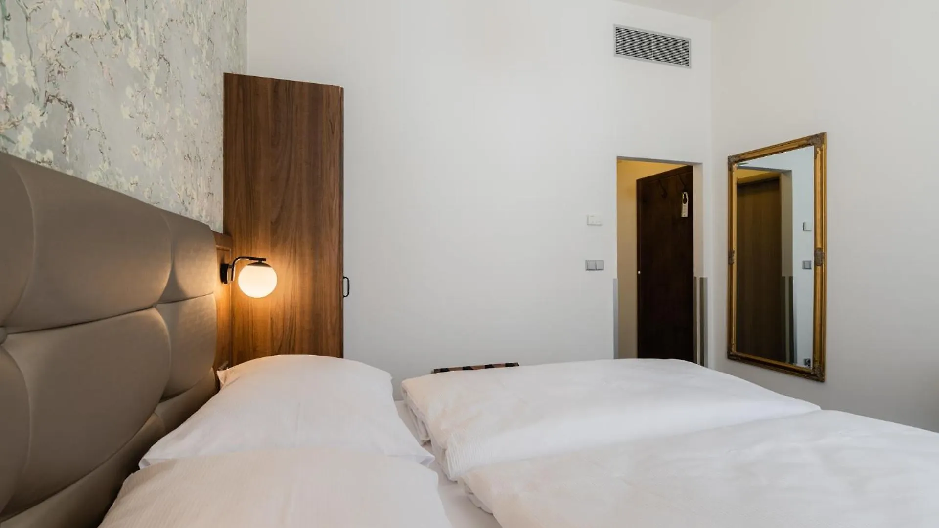 Ea Hotel Victoria Prague Czech Republic