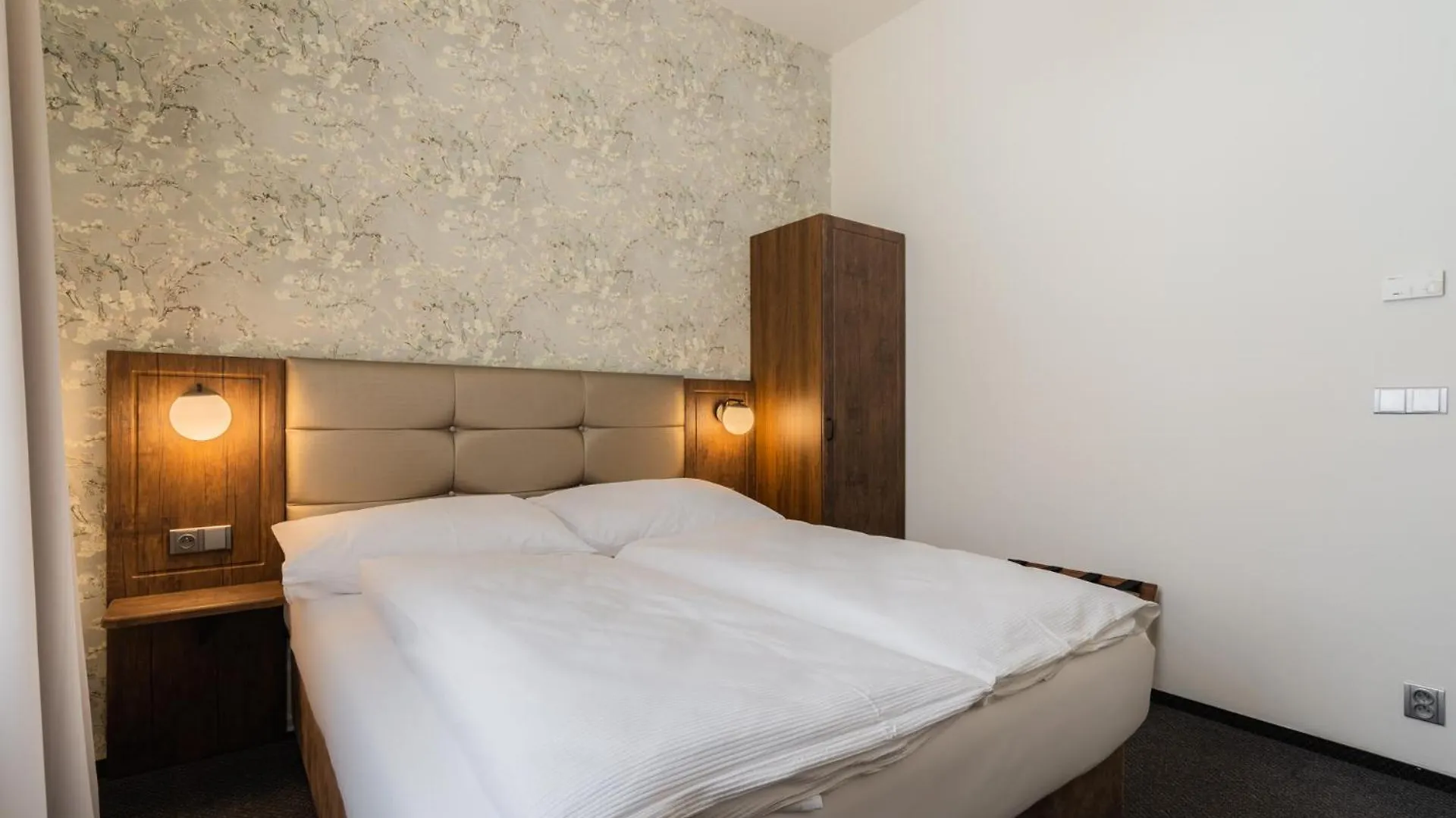 Ea Hotel Victoria Prag 4*,  Tjekkiet